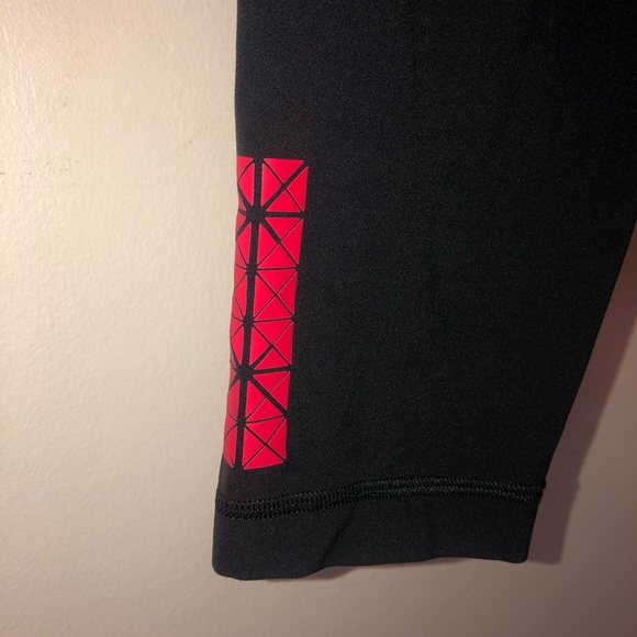Lululemon Rare Limited Edition Members Align Black Legging,Size-6,Preloved - Picture 8 of 17